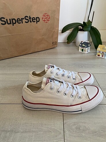 36,5 Beden beyaz Renk Converse