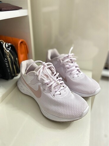 Nike spor ayakkabı