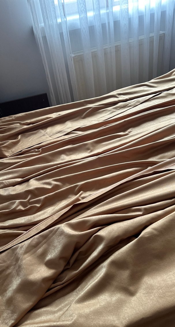 Tabaj Parlak Düz Fon Perde - Görsel 4