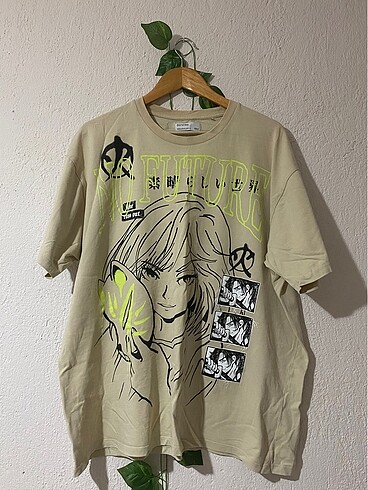 Bershka anime tişört