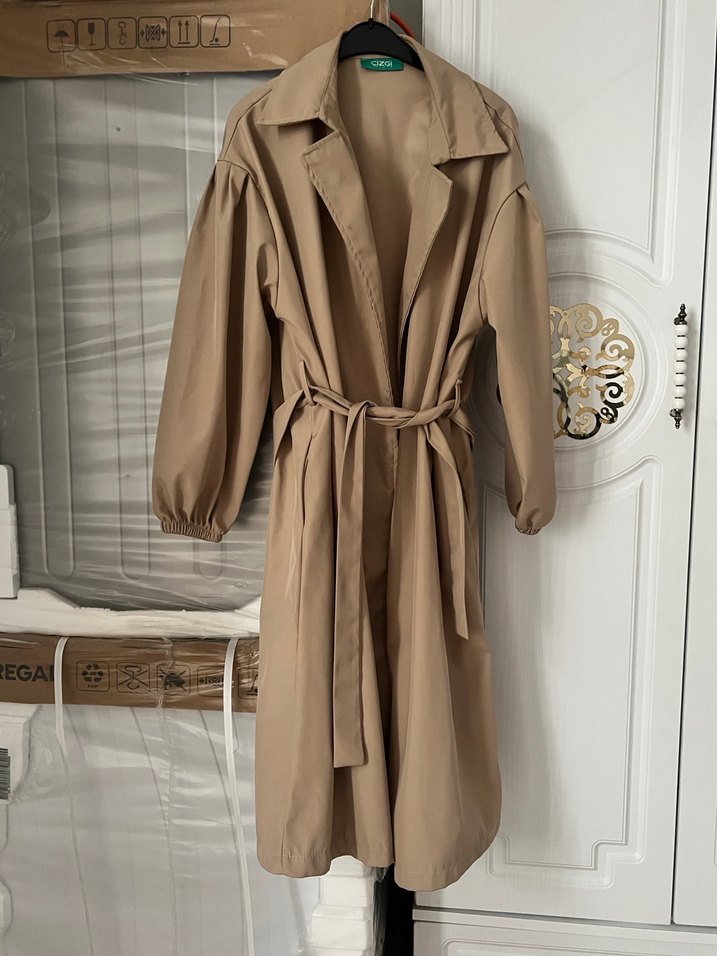 Bej Kemerli Uzun Kadın Trençkot - Görsel 3
