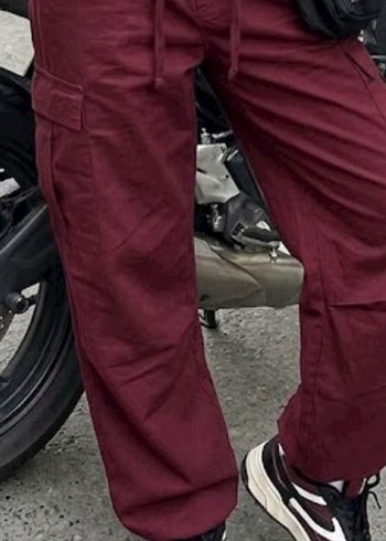 Bershka Bordo Rahat Kargo Pantolon