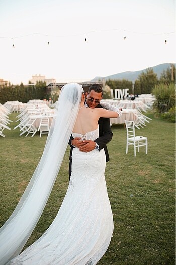 Çıkarabilir Eteğiyle Hem Balık Hem Helen Gelinlik Modeli - Görsel 3