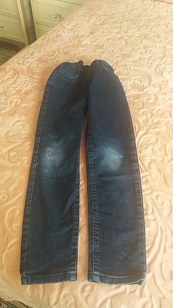 Kot pantolon 8,9 yaşlarına uygundur 