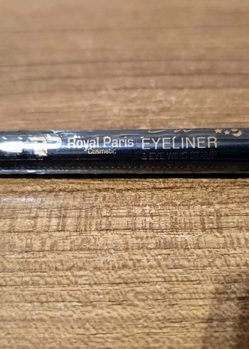 Siyah Renkli Çift Taraflı Eyeliner - Görsel 5