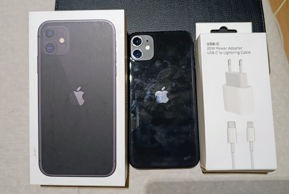 iPhone 11 Telefon - Görsel 4