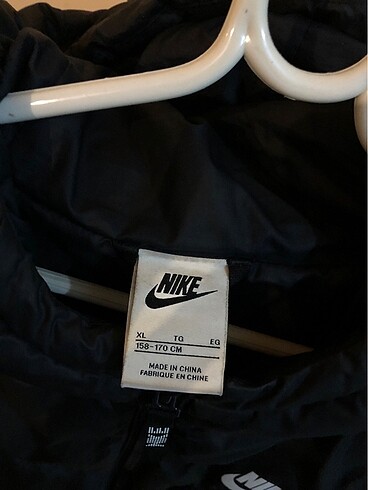 Nike Nike mont