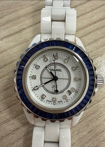 Chanel Beyaz Kadın Saat, Boncuklu Detaylı