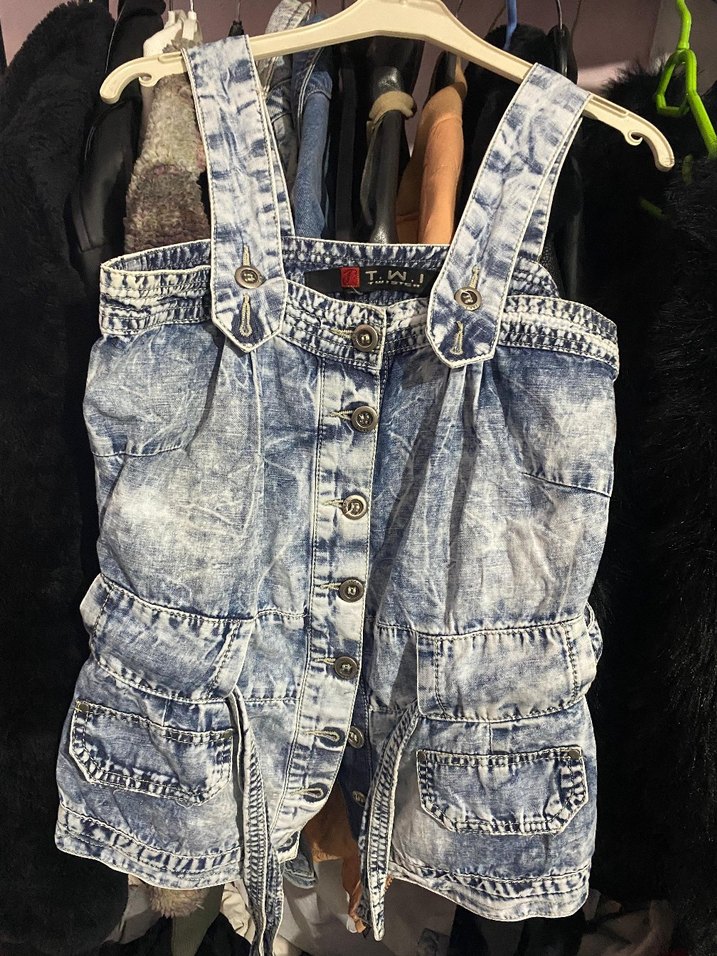 Düğmeli Bağcık Detaylı Batik Desenli Kot Şort Tulum - Görsel 4