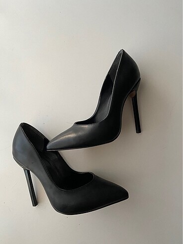 Siyah Stiletto