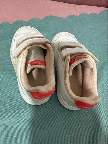 24 Beden çeşitli Renk Kız çocuk adidas