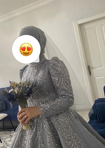 Uzun Kollu Gri Drapeli Nişan Elbisesi