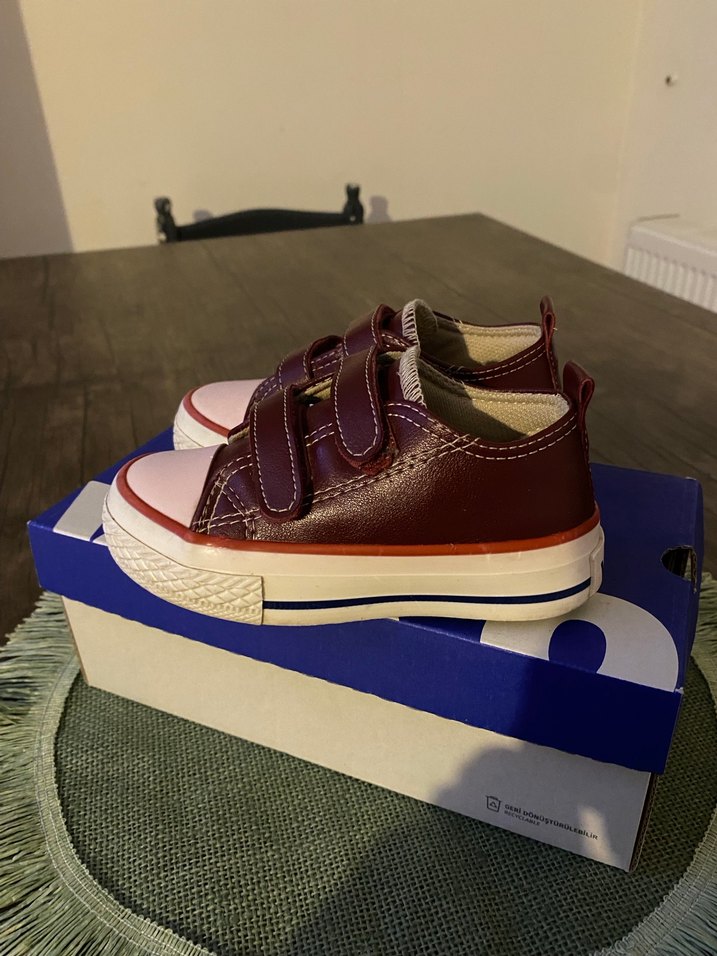 Vicco cırtlı converse - Görsel 3