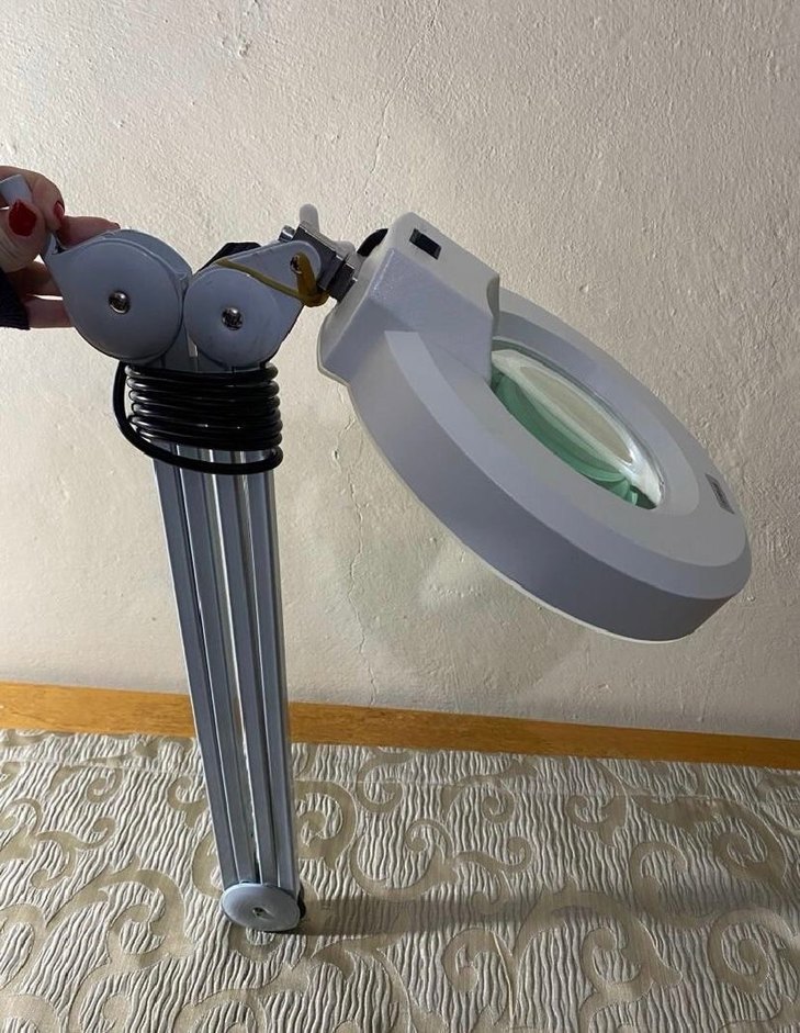 Ayarlanabilir Beyaz Masa Lambası - Görsel 2