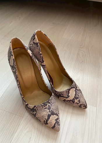 Stiletto - Görsel 2