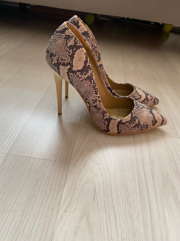 Stiletto - Görsel 3