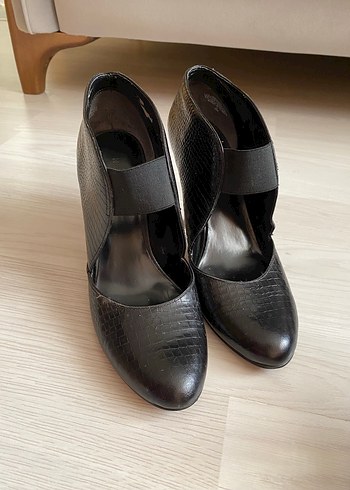 Stiletto - Görsel 2