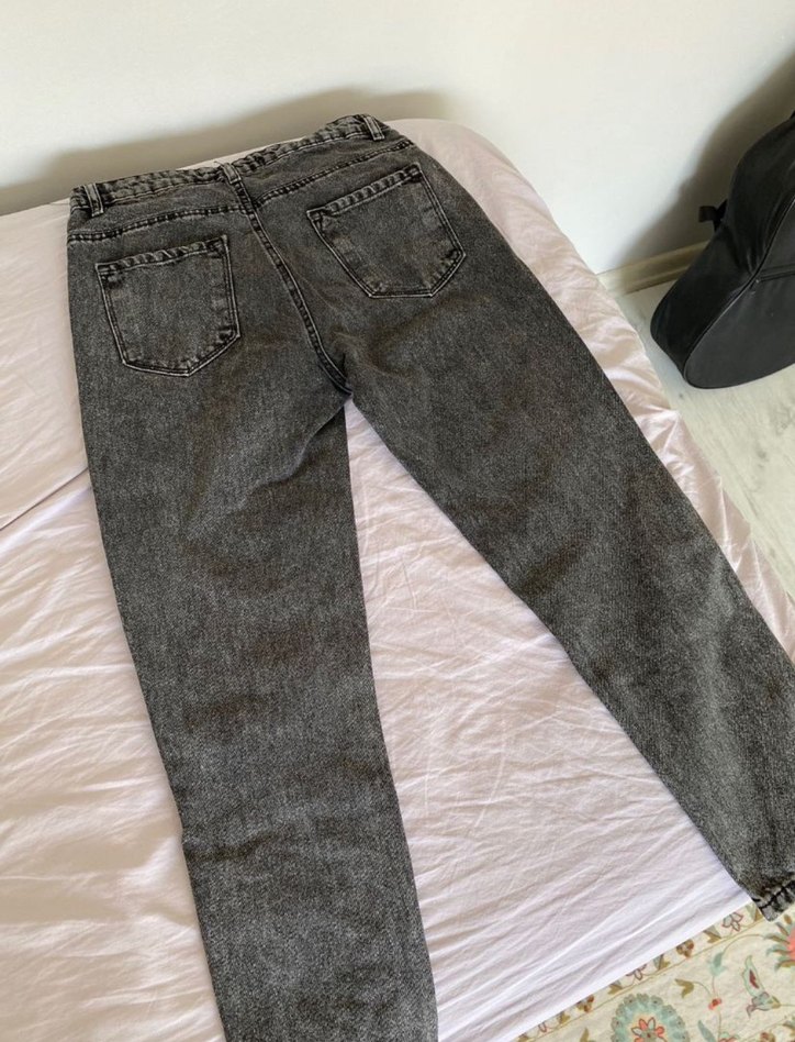 Gri Bol Yırtık Kadın Kot Pantolon - Görsel 2