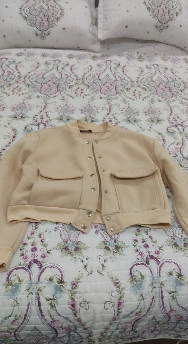 Düğmeli Bej Kadın Ceket - Görsel 2