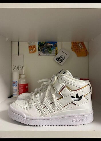 adidas forum mid j