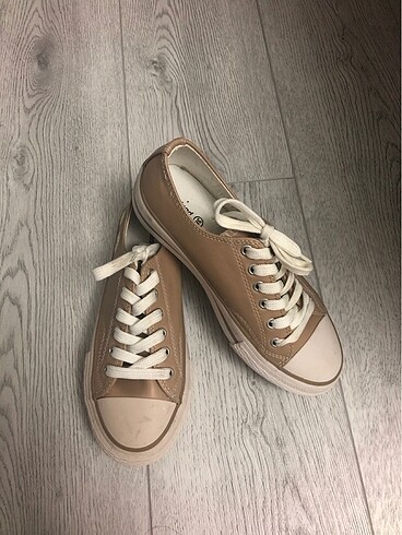 Converse ayakkabı