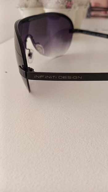 Infinity Güneş gözlüğü 