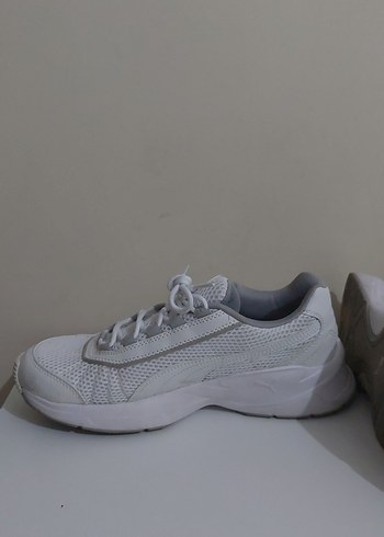 Puma Beyaz Puma Kadın Spor Ayakkabı
