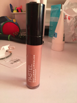 Pastel day long lipcolor 27