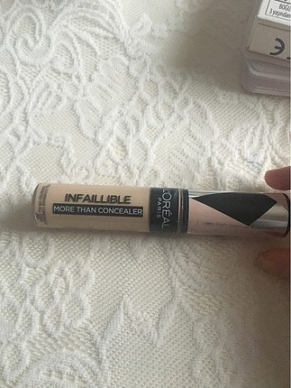 Loreal paris infaillibls more than concealer