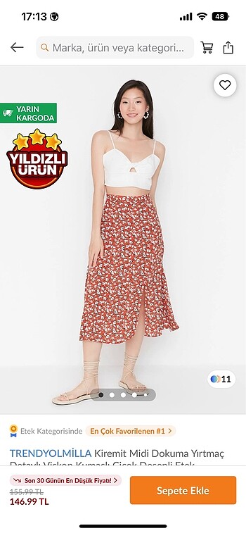 Yırtmaç detaylı midi boy çiçekli etek