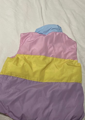 LC Waikiki Renkli Pastel Kapitone Kadın Yelek