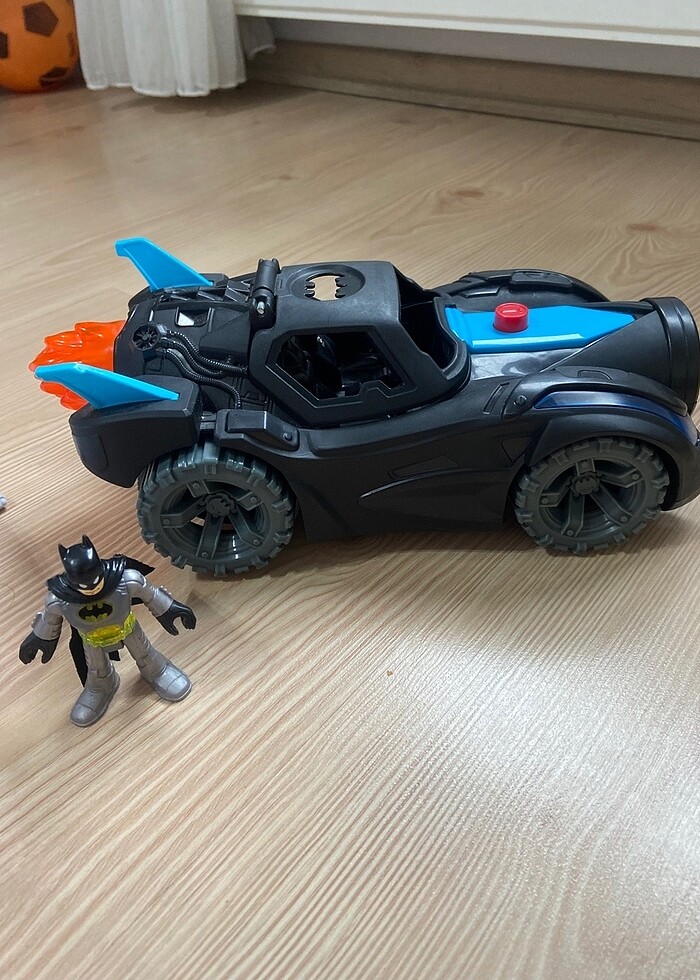 Imaginext® DC Super Friends? Işıklı Ve Sesli Batmobil - Görsel 4