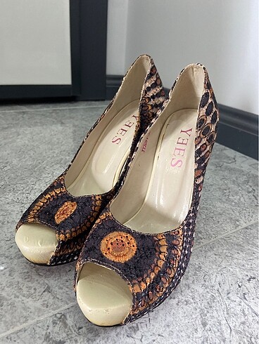 Kadın topuklu ayakkabı - Görsel 6