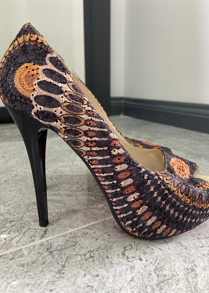 Kadın topuklu ayakkabı - Görsel 2