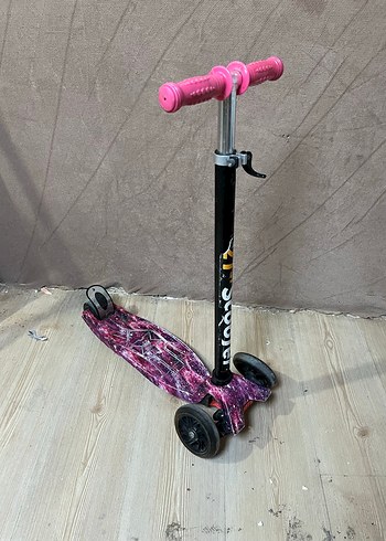 Renkli Pembe Çocuk Scooterı - Görsel 2
