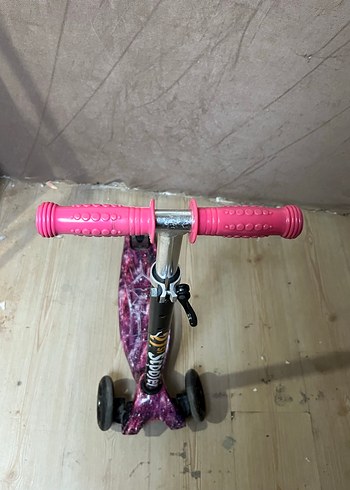 Renkli Pembe Çocuk Scooterı - Görsel 4