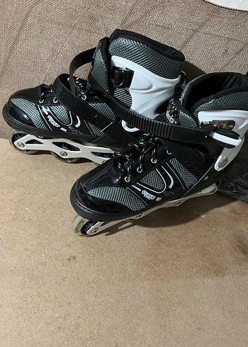 Siyah Erkek Kaykay Pateni Tokalı - Görsel 2