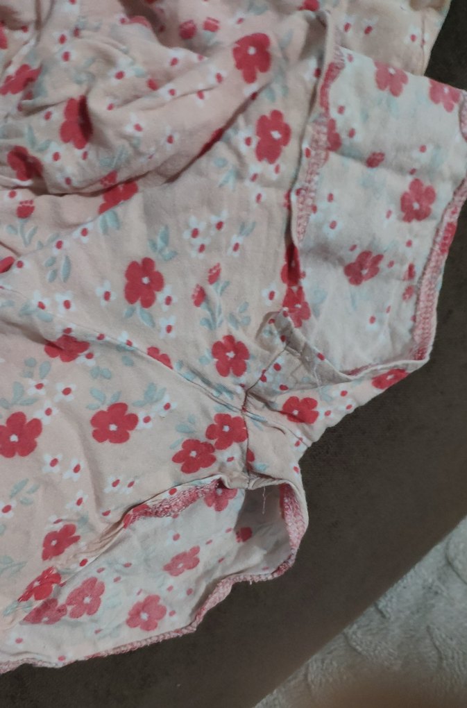 Çiçekli Pembe Fırfırlı Kız Şortu - Görsel 2