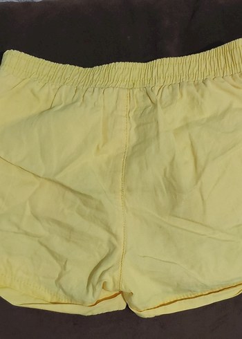 Sarı Keten Rahat Kesim Kız Şortu, hediyelidir  - Görsel 2