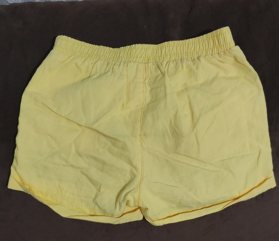 Sarı Keten Rahat Kesim Kız Şortu, hediyelidir  - Görsel 2