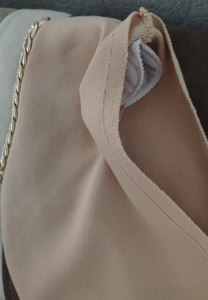 Bej V Yaka Pilili Kadın bluz, vatkalı - Görsel 4