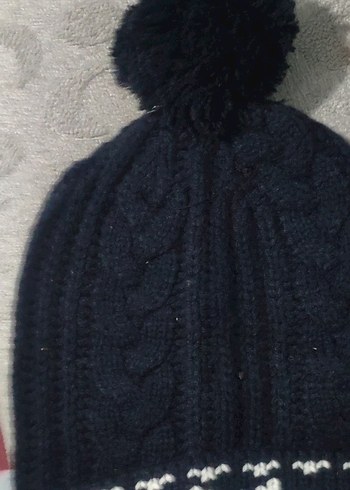 Kadın Koyu Gri Örgü Ponponlu Bere - Görsel 3