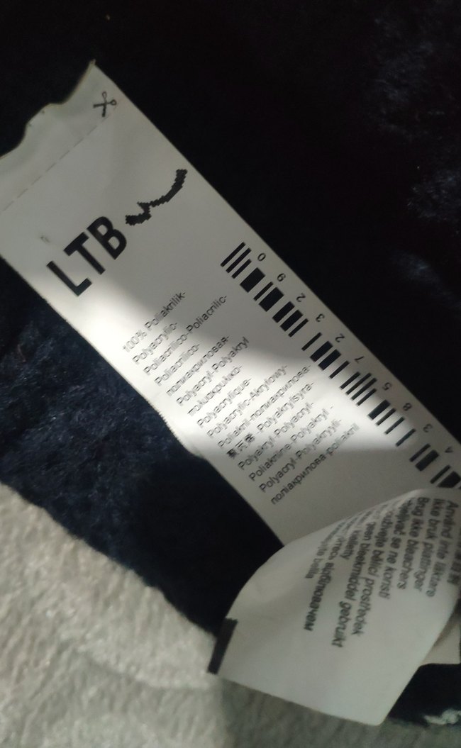 Kadın Koyu Gri Örgü Ponponlu Bere - Görsel 2