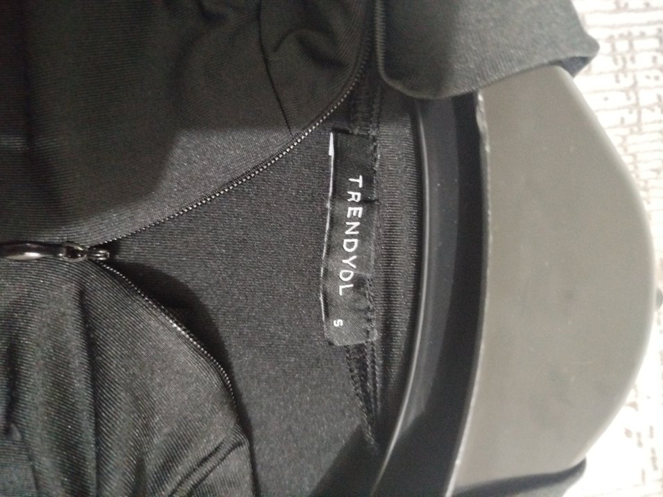 Fermuarlı Siyah Uzun Kollu Kadın Bluz - Görsel 3