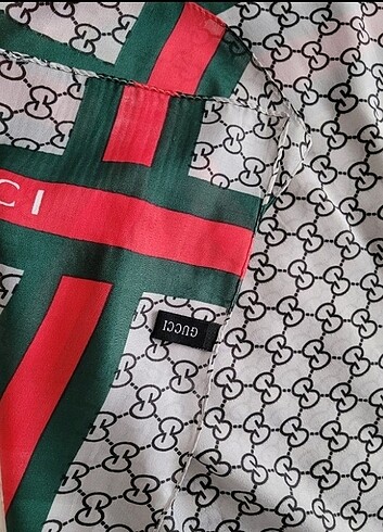 Beden çeşitli Renk GUCCİ fular