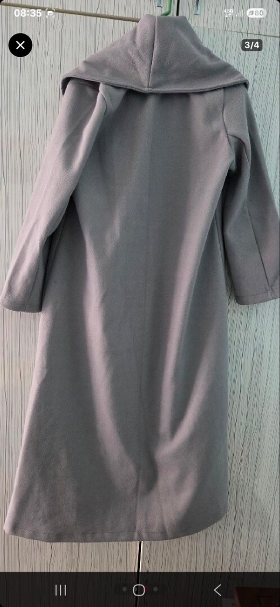 Gri Uzun Düğmeli Kadın Kaban - Görsel 3