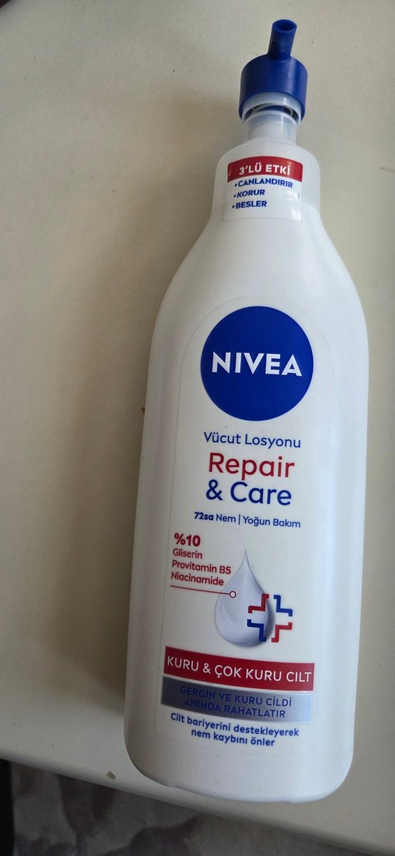 NIVEA Repair & Care Vücut Losyonu 400 ml - Görsel 3