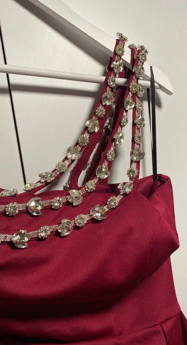 Bordo Drapeli İşlemeli Uzun Abiye Elbise - Görsel 3