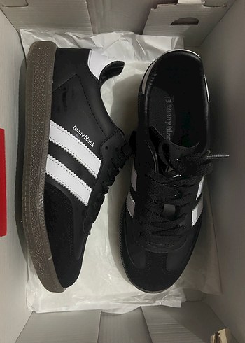 Siyah Beyaz Kadın Spor Ayakkabı