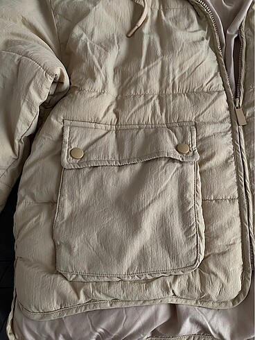 Pull and Bear Kadın Mont